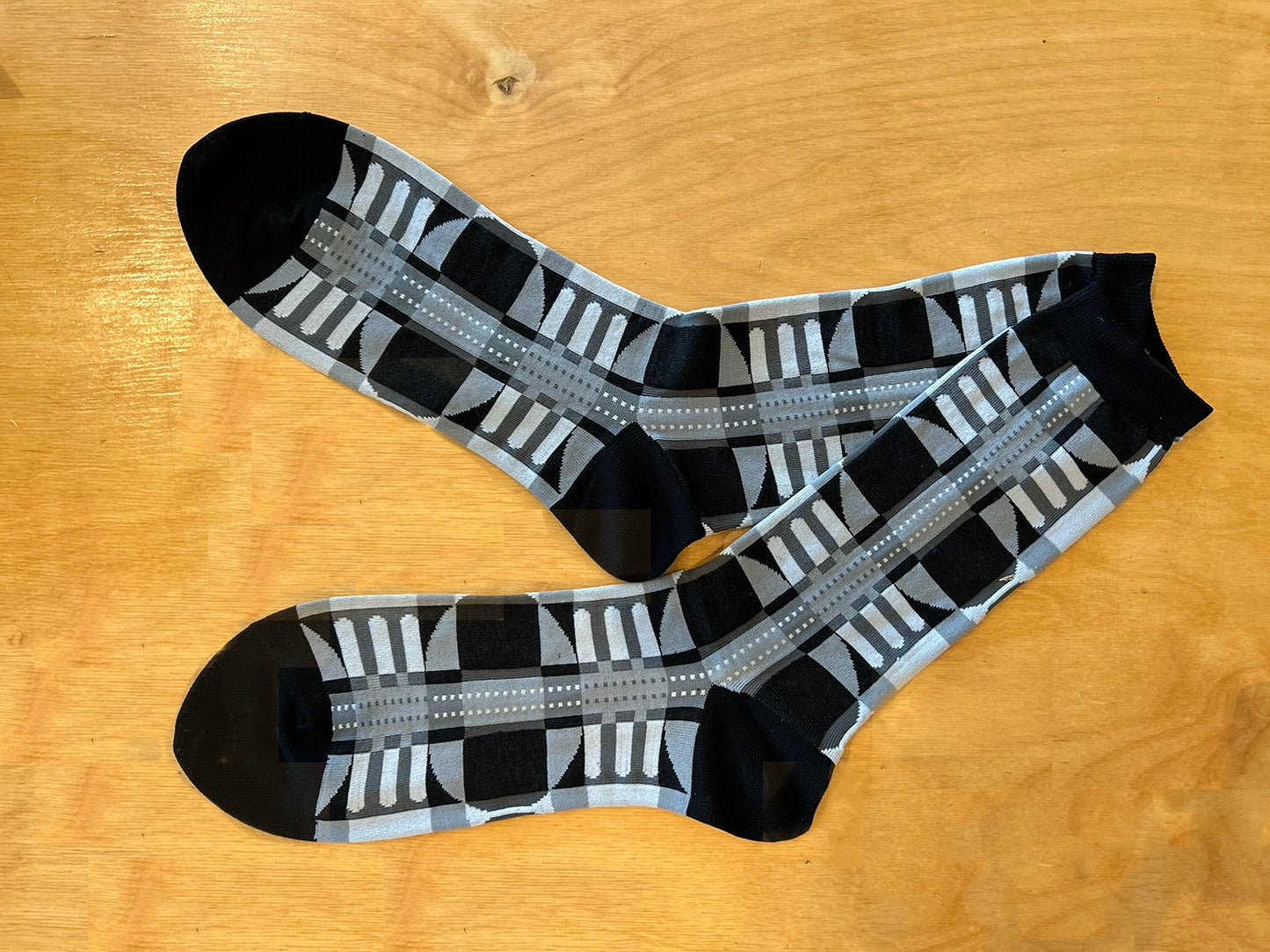 NUNO Socks - assorted
