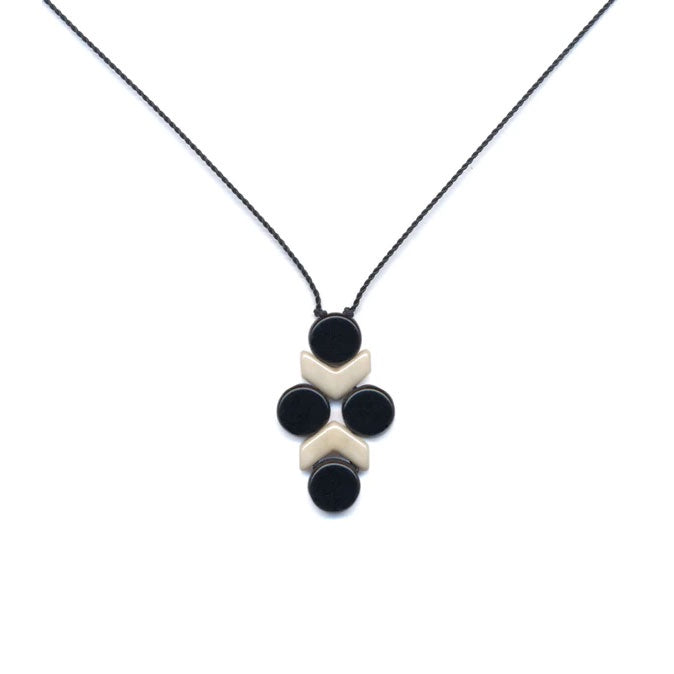 Black and White Unbound Necklace by I. Ronni Kappos