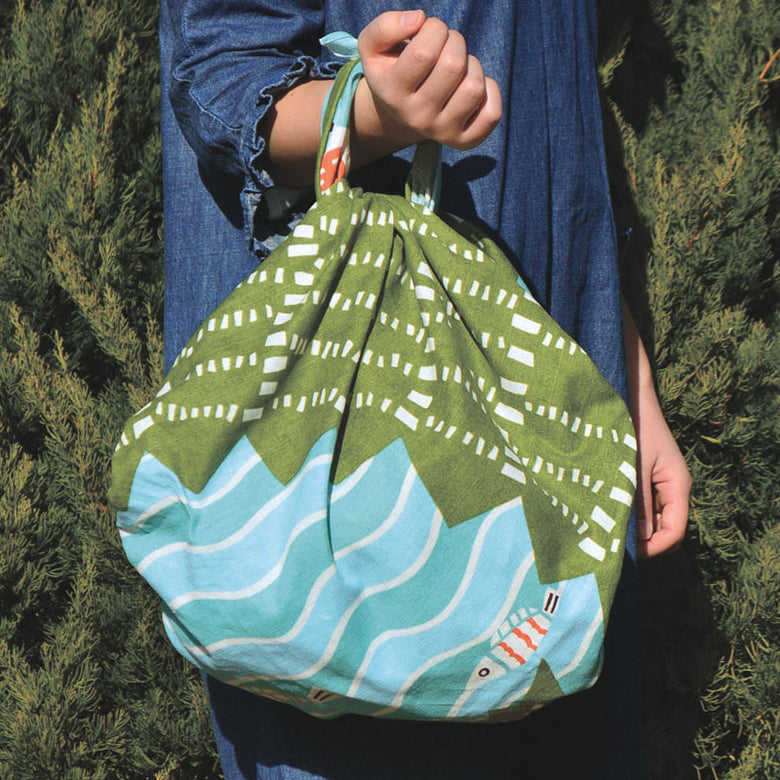Furoshiki - Crocodile and Birds Blue