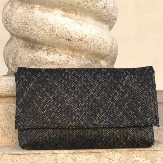 Rattan Clutch