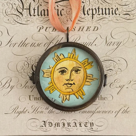 Clarus Sun Art Locket