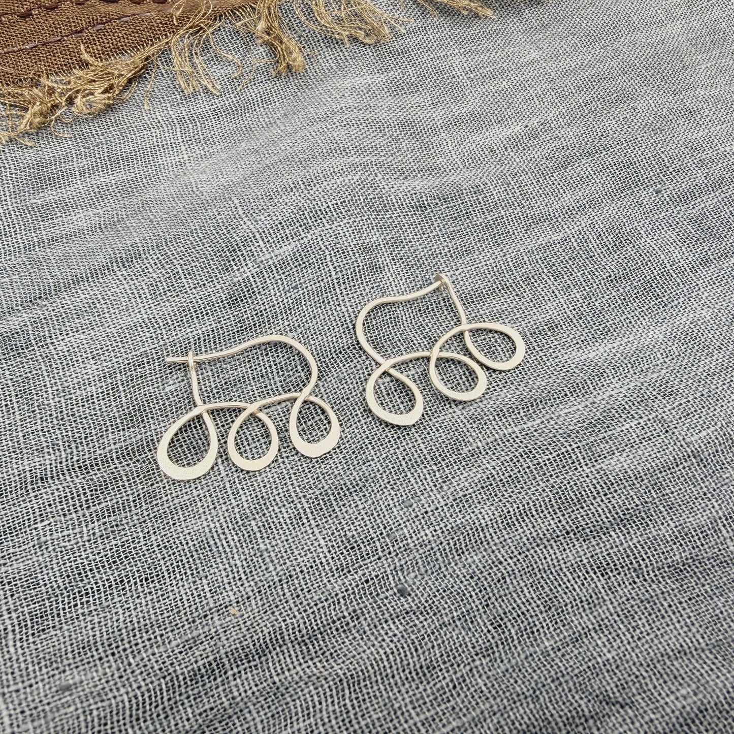 Silos Loopy Earrings