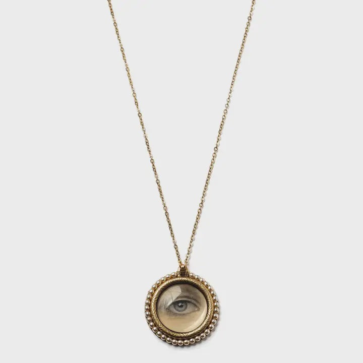 Lover's Eye Pendant Necklace