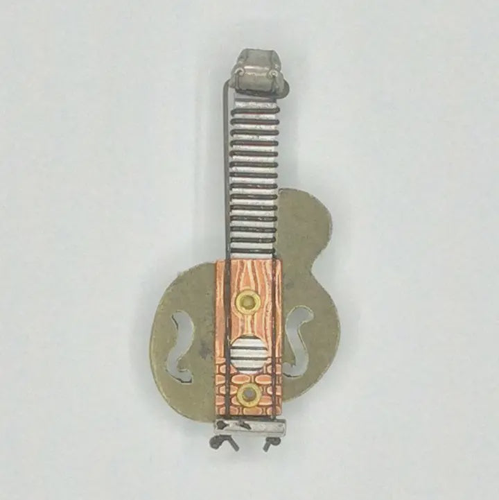 Picasso Guitar Pin
