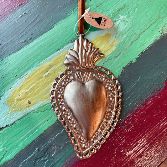 Sacred Heart Ornament - assorted