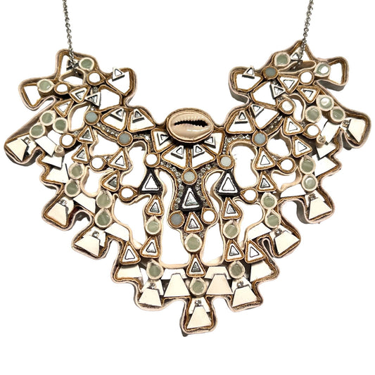 Alicia Piller Necklace - A18