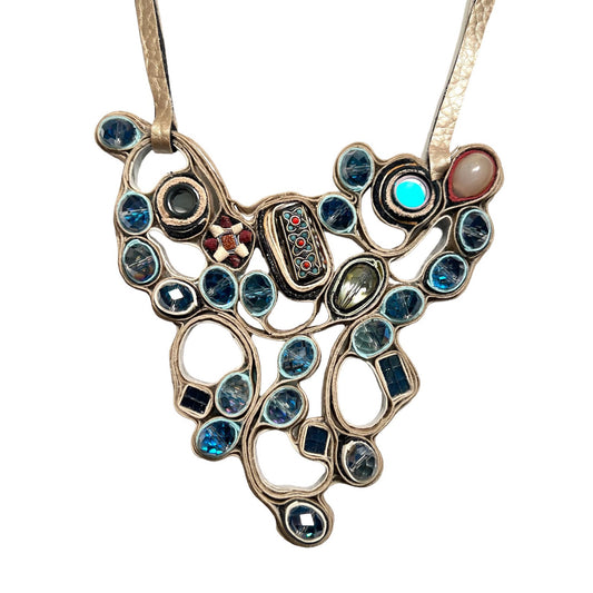 Alicia Piller Necklace - A7