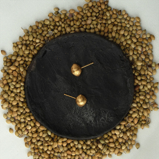 Coriander Stud Earrings by Saeyri