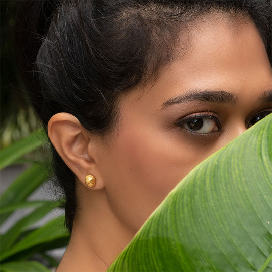 Coriander Stud Earrings by Saeyri